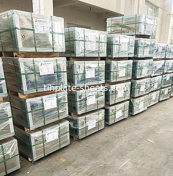 डिब्बों के लिए जंग प्रतिरोधी टिनप्लेट शीट ब्राइट स्टोन चांदी और मैट खत्म अत्यधिक आकार